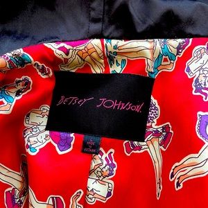 Super cute Betsy Johnson mid length satin coat with fun vintage inspired lining